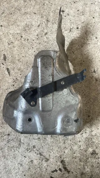 059145325Q Кожух турбины Audi A5 (S5,RS5) 1 3.0л TDI Арт 89483241, вид 1