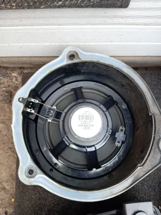 4F0035881B,4F0035382B,4G0035056,4F2857951B,4F0907468M,4F0035411,4F2820043AA,4F0035415,4F5035503M Аудиосистема (комплект) Audi A6 C6 (S6,RS6) Арт 93811051, вид 28