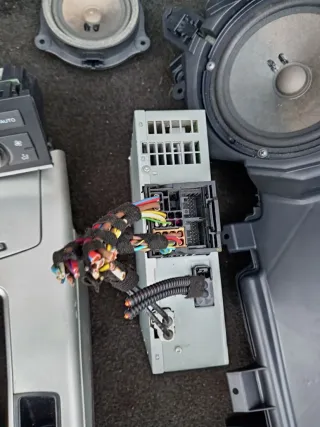 4F0035881B,4F0035382B,4G0035056,4F2857951B,4F0907468M,4F0035411,4F2820043AA,4F0035415,4F5035503M Аудиосистема (комплект) Audi A6 C6 (S6,RS6) Арт 93811051, вид 10