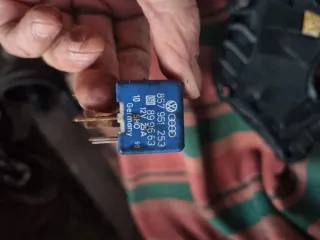 857951253, CDN Реле бензонасоса Audi A6 C6 (S6,RS6) 2.0л Арт D-50, вид 2