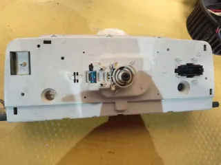 81117657 Фонарь габаритный задний правый Volkswagen Transporter T4 restailing Арт 93907918, вид 3