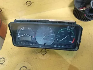 81117657 Фонарь габаритный задний правый Volkswagen Transporter T4 restailing Арт 93907918, вид 5