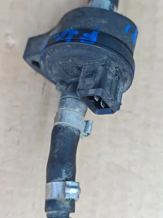  Клапан вентиляции топливного бака Citroen Evasion  2.0л i Арт 93915756, вид 4