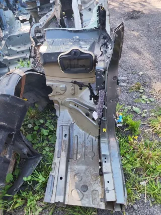  Четверть передняя правая Citroen C4 Picasso 2 Арт 93922597, вид 3