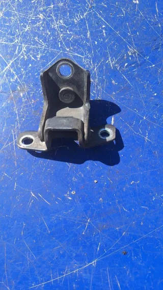  Петля капота Mazda 3 BK Арт 93930011, вид 2