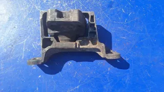 B32T39060 Кронштейн двигателя Mazda 3 BK 1.6л HDI Арт 93930015, вид 3