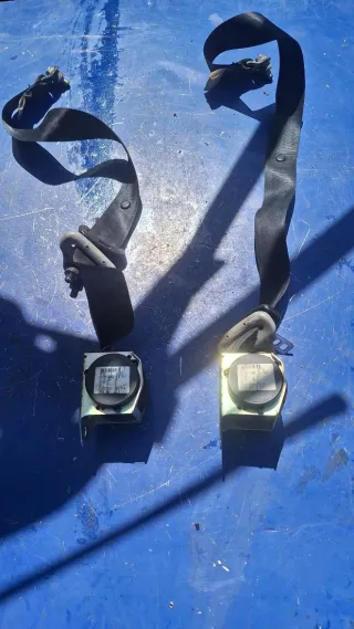  Ремень безопасности  Mazda 3 BK Арт 93939465, вид 1