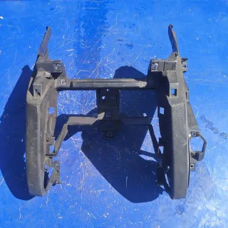  Накладка декоративная центральной консоли Mazda 3 BK Арт 93944828, вид 1