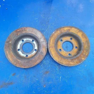  Диск тормозной задний Mazda 3 BK Арт 93952963, вид 1