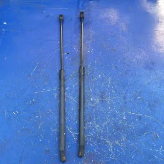  Амортизатор багажника Mazda 3 BK Арт 93953178, вид 1