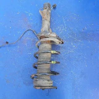  Стойка амортизатора передняя Mazda 3 BK Арт 93953286, вид 1