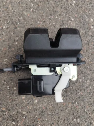  Замок крышки багажника Kia Sorento 3 restailing Арт 94024701, вид 8