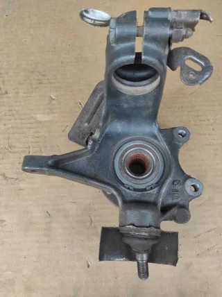  Кулак поворотный передний левый Citroen Xantia Арт 94064928, вид 4