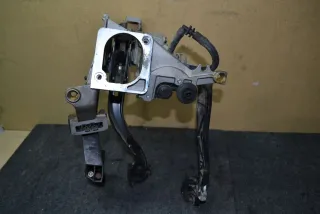 8D1721117D Педальный узел Audi A6 C6 (S6,RS6) Арт A1605, вид 2