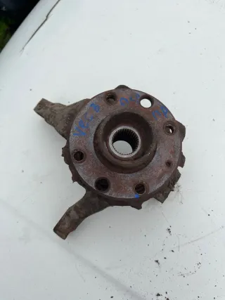  Ступица передняя правая Opel Vectra B Арт 94105602, вид 1