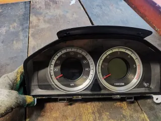 31343330 Спидометр Volvo XC70 3 Арт 94138161, вид 1