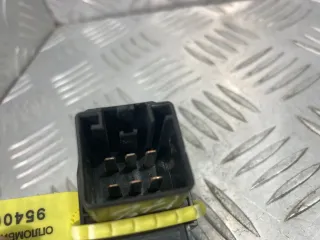 8685288 Кнопка стеклоподъемника заднего правого  Volvo S60 1 Арт 32111782112, вид 4