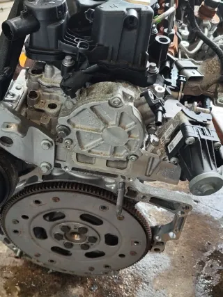 YH01. YHZ.  Двигатель Citroen C4 Spacetourer 1.5л Арт 94148904, вид 2