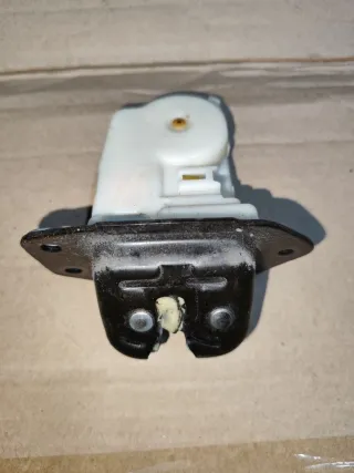  Замок крышки багажника Nissan Murano Z50 Арт 94195534, вид 1