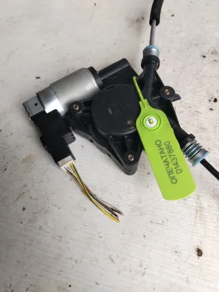  Стеклоподъемник электрический передний правый Mazda 3 BK Арт 01437880, вид 2