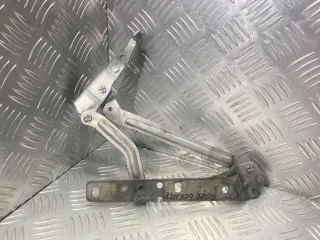 YS41F42701AA Петля крышки багажника Ford Focus 1 Арт 32111792709, вид 1