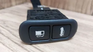 935503 Кнопка открытия лючка топливного бака Kia Sorento 1 Арт G15701, вид 1