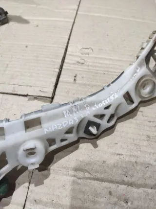  Кронштейн крепления бампера заднего Mazda 3 BK Арт 94393813, вид 4