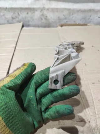  Кронштейн крепления бампера заднего Mazda 3 BK Арт 94393813, вид 3