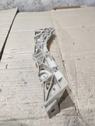  Кронштейн крепления бампера заднего Mazda 3 BK Арт 94394314, вид 3