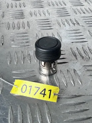 61341375967, 1375967 Прикуриватель BMW 3 E46 Арт 01741, вид 1