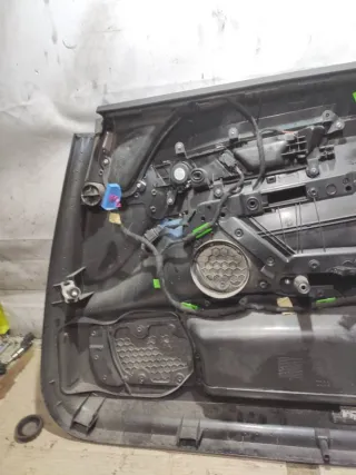  Обшивка двери передней левой (дверная карта) Audi A6 C6 (S6,RS6) Арт 94479556, вид 6