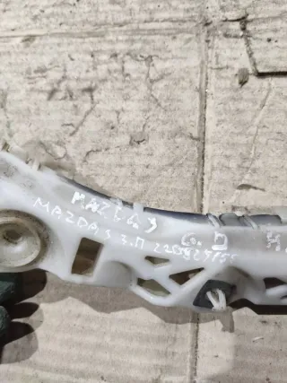  Кронштейн крепления бампера заднего Mazda 3 BK Арт 94480897, вид 4