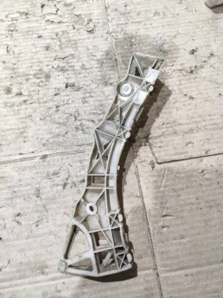  Кронштейн крепления бампера заднего Mazda 3 BK Арт 94480901, вид 3