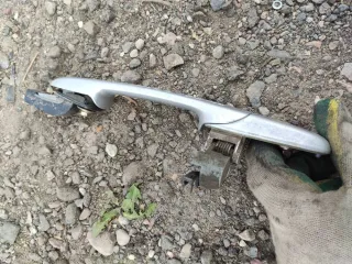  Ручка наружная задняя левая Mazda 3 BK Арт 94547976, вид 2