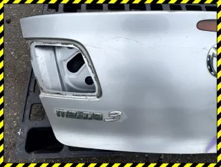  Крышка багажника (дверь 3-5) Mazda 3 BK Арт 94548213, вид 2