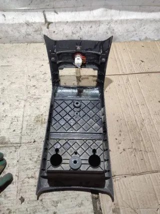 4F0863244C Накладка декоративная центральной консоли Audi A6 C6 (S6,RS6) Арт 94581148, вид 4