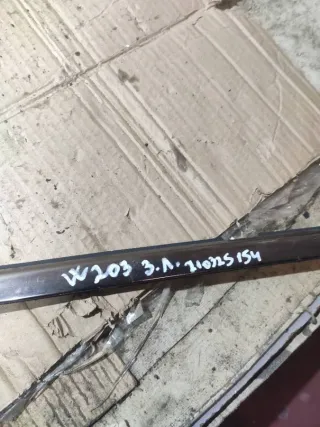  Молдинг стекла двери задней левой наружный Mercedes C W203 Арт 94586322, вид 7