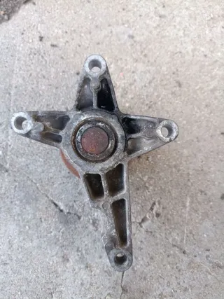 1VDFTV, 1630751010 Кронштейн вискомуфты Toyota Land Cruiser 200 4.5л D4D Арт 94594204, вид 3