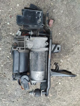 4F0616005E, 4F0616013, 4F0616005 Компрессор пневмоподвески Audi A6 C6 (S6,RS6) Арт 94623164, вид 1