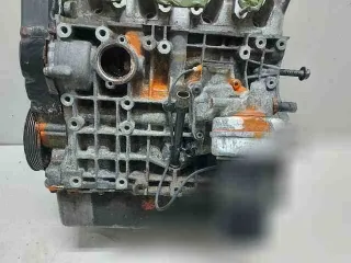 akl,06a100098x двигатель Audi A3 8L 1.6л Арт 742147224, вид 9