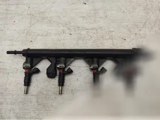 7575645 Топливная рампа Peugeot 308 1 Арт 156914970, вид 1