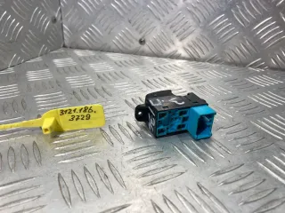  Кнопка стеклоподъемника заднего правого  Kia Rio 1 Арт 31211863729, вид 3