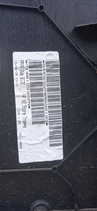 1483359077 Шторка багажника Citroen C8 Арт 94837876, вид 10