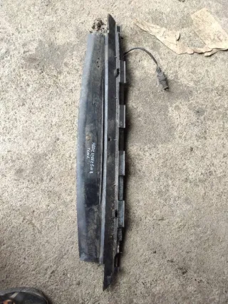 4D0121333A Дефлектор радиатора Audi A8 D2 (S8) Арт 94847526, вид 1