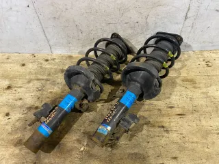  Стойка амортизатора передняя Mazda 3 BK Арт 94895393, вид 1