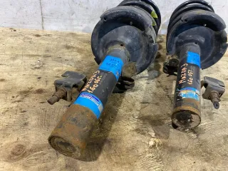  Стойка амортизатора передняя Mazda 3 BK Арт 94895393, вид 3