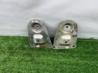 8D0399542 Кронштейн крепления балки подвески Audi A6 C5 (S6,RS6) Арт 169553, вид 4