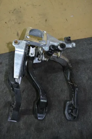 8D1721117K Педальный узел Audi A6 C6 (S6,RS6) Арт A2293, вид 3