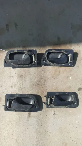  Ручка внутренняя задняя левая Renault Laguna 1 Арт 94987041, вид 1