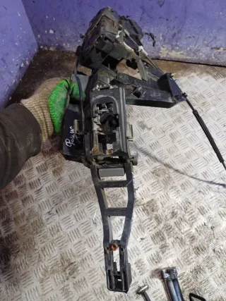  Скелет ручки наружной передней правой Ford Focus 2 restailing Арт 95723179, вид 1